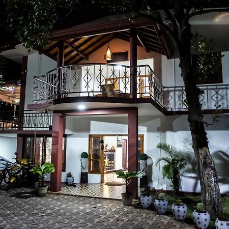 ג'פנה Golden Star Guest House מראה חיצוני תמונה