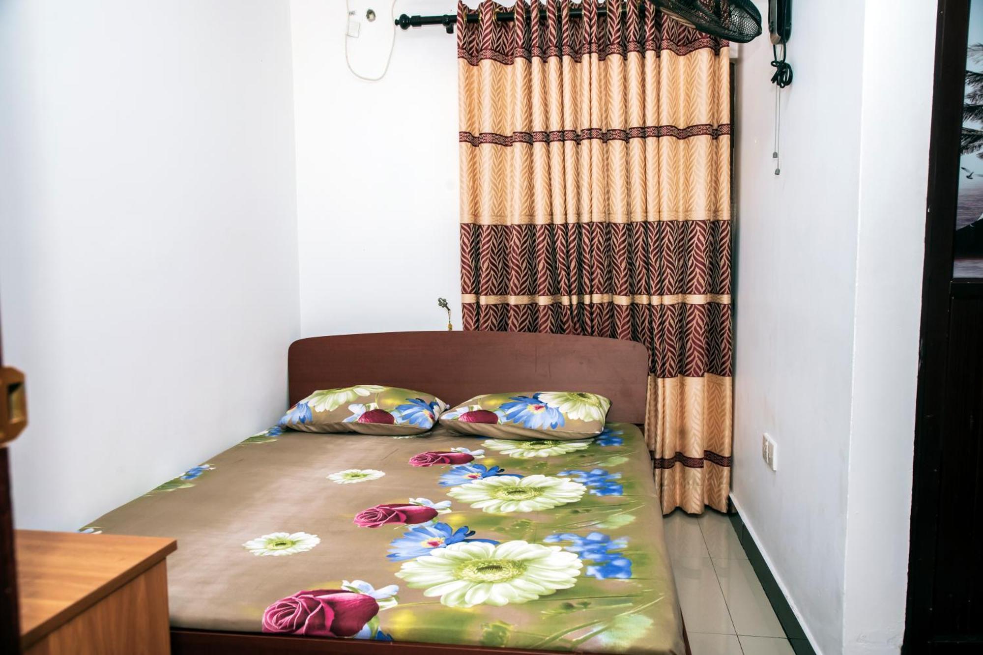 ג'פנה Golden Star Guest House מראה חיצוני תמונה