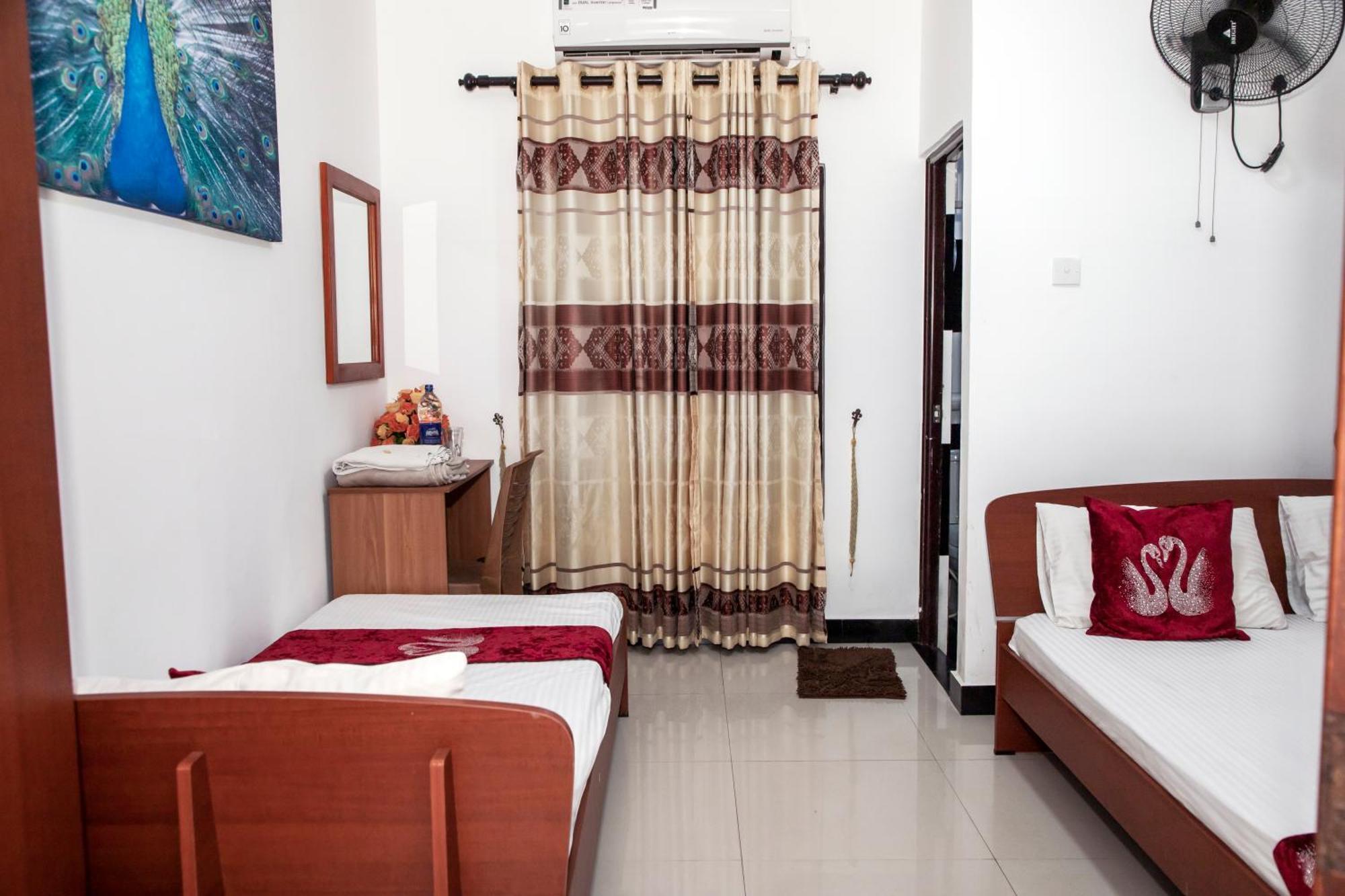 ג'פנה Golden Star Guest House מראה חיצוני תמונה