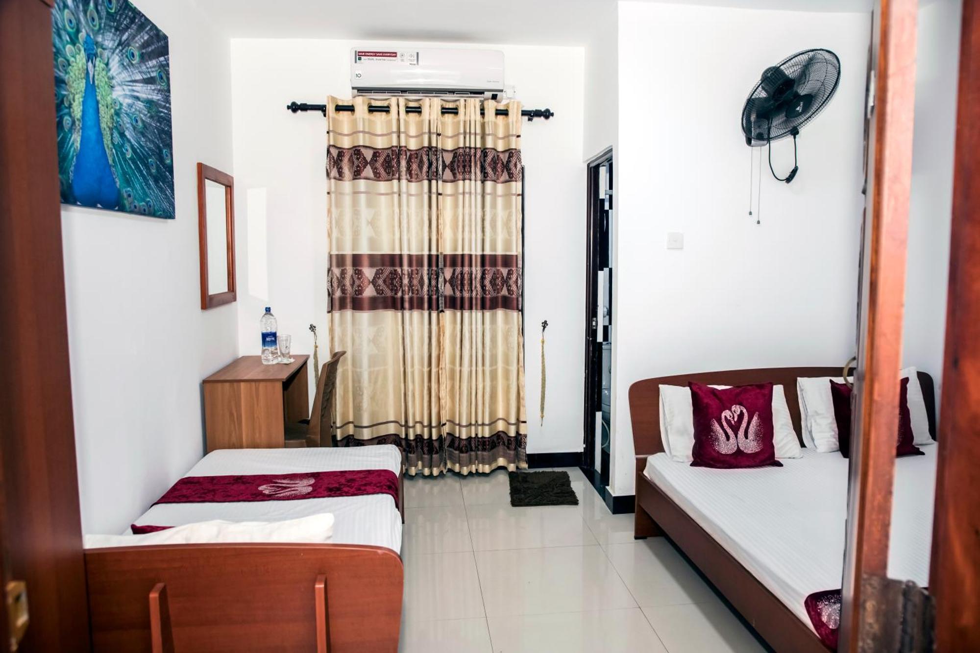 ג'פנה Golden Star Guest House מראה חיצוני תמונה